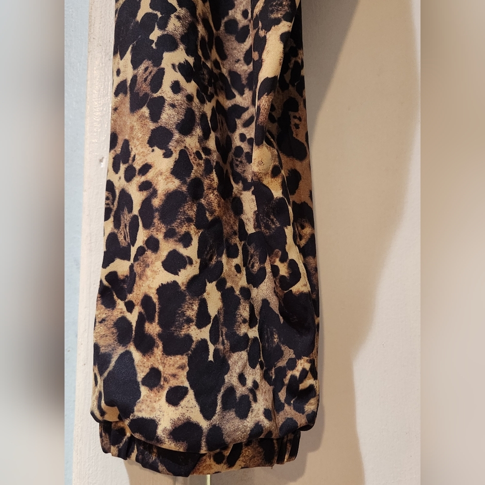 Women's Cheetah Print Lightweight Jogger, Size L - Picture 10 of 11